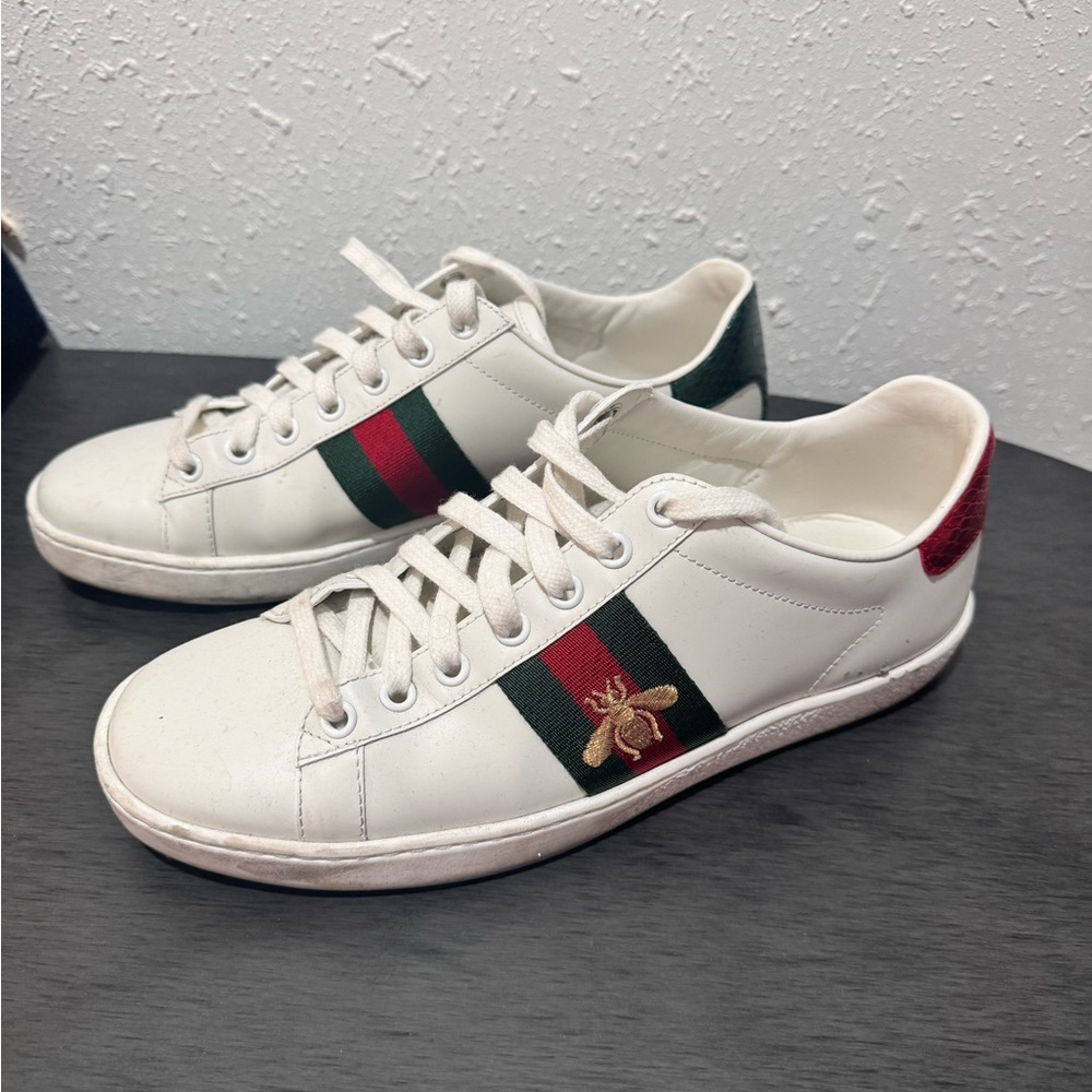 Gucci White Leather Sneakers with Green & Red Web and Gold Bee